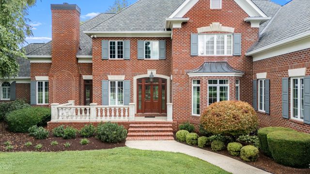 100 Kings Ln, Tullahoma, TN 37388