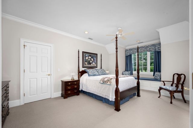 100 Kings Ln, Tullahoma, TN 37388