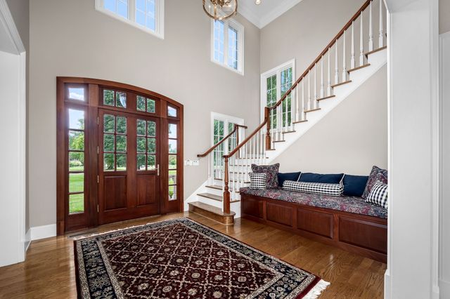 100 Kings Ln, Tullahoma, TN 37388