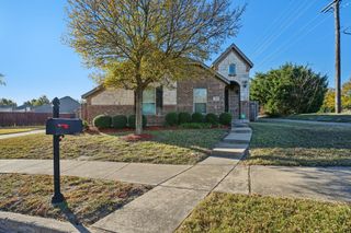 500 Nightinggale Lane, Red Oak, TX 75154