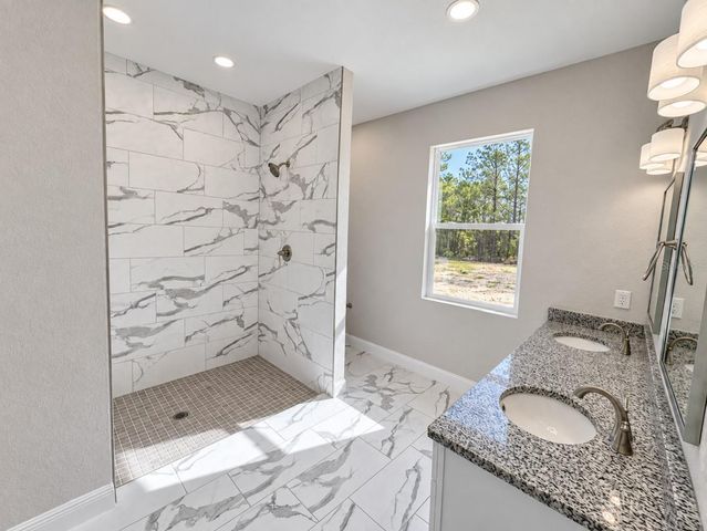 21481 SW MARINE BOULEVARD, Dunnellon, FL 34431