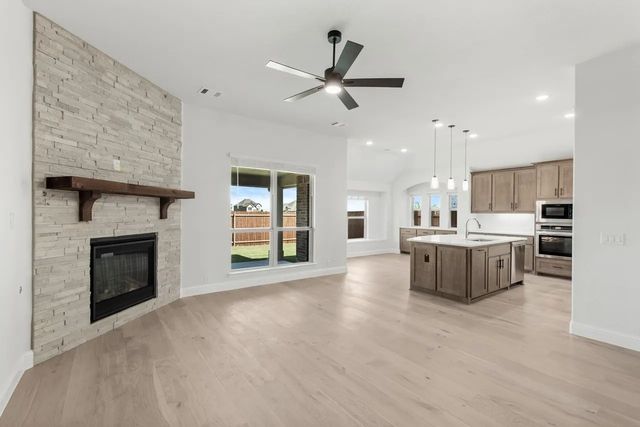 5308 Century Lake Lane, Denton, TX 76226