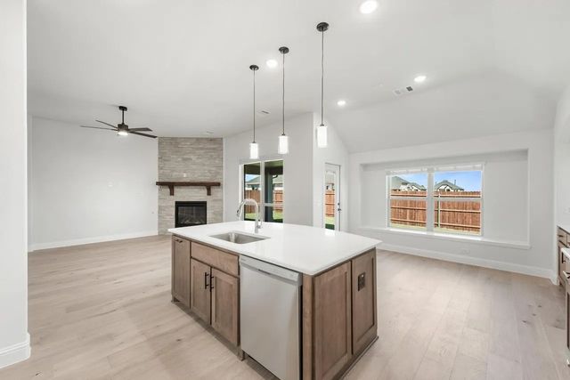 5308 Century Lake Lane, Denton, TX 76226