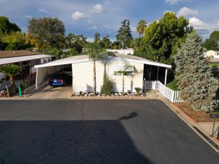 2627 W Midvalley Avenue 10, Visalia, CA 93277