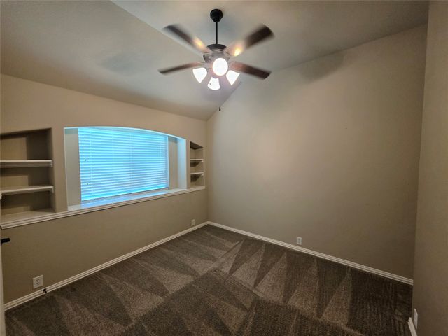 6602 Morning Dew Drive, Midlothian, TX 76065