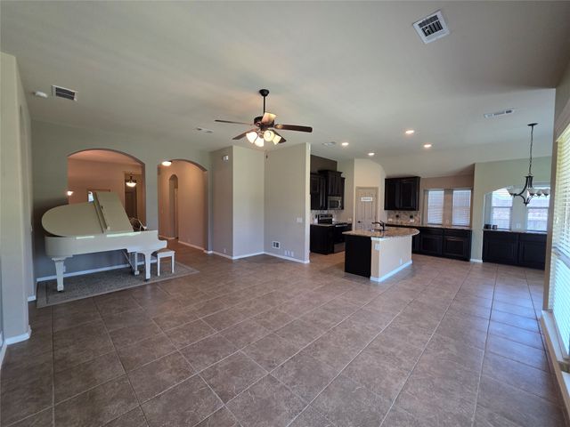 6602 Morning Dew Drive, Midlothian, TX 76065