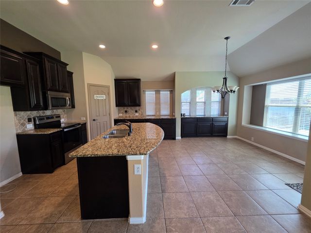6602 Morning Dew Drive, Midlothian, TX 76065