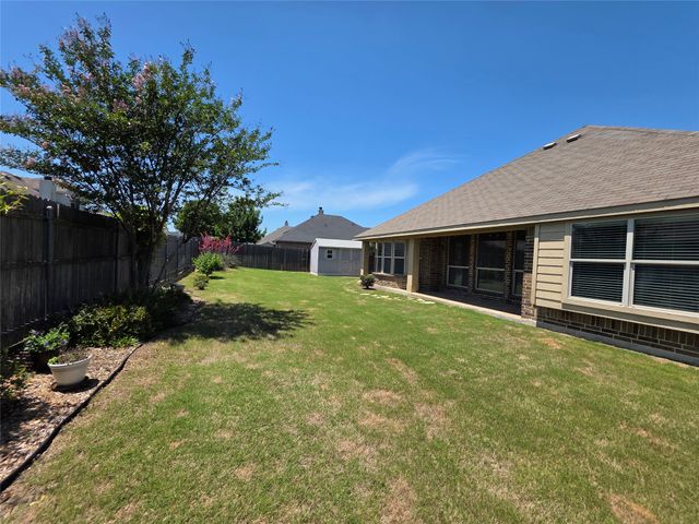 6602 Morning Dew Drive, Midlothian, TX 76065