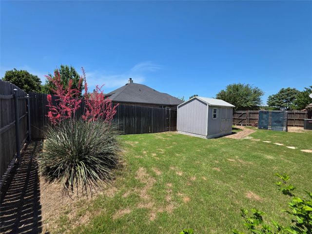 6602 Morning Dew Drive, Midlothian, TX 76065
