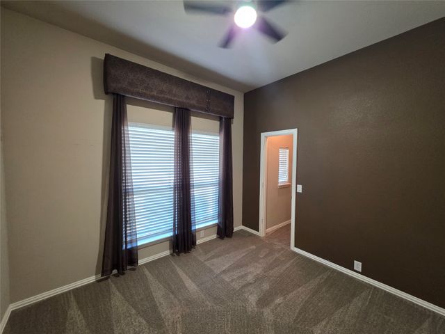 6602 Morning Dew Drive, Midlothian, TX 76065