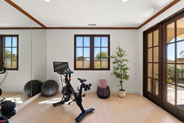 7975 Villas, San Diego, CA 92127