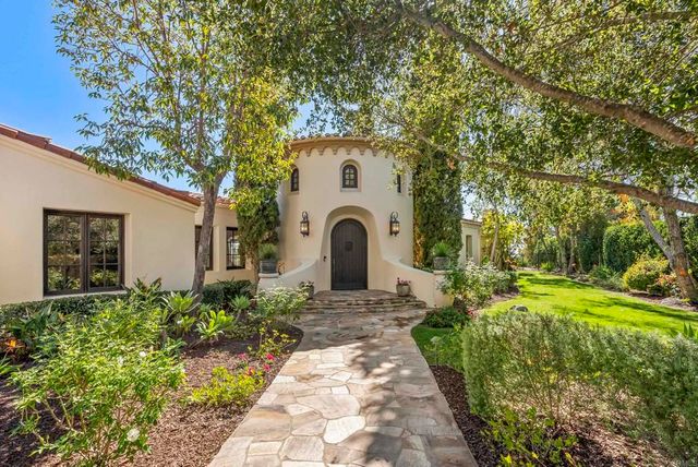 7975 Villas, San Diego, CA 92127