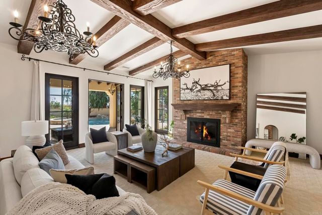 7975 Villas, San Diego, CA 92127