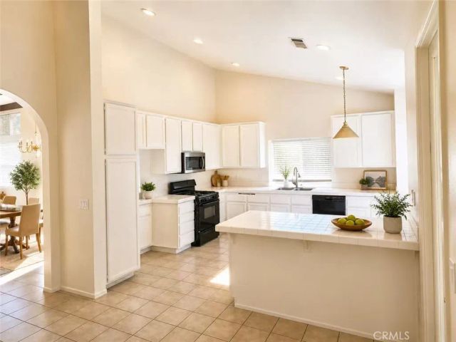 1534 Nice Court, San Jacinto, CA 92583