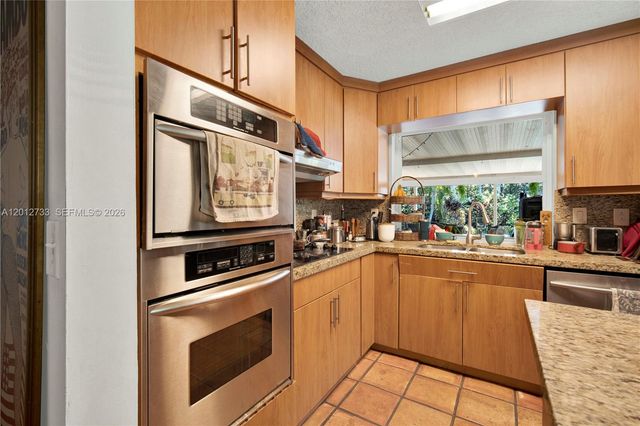 13455 SW 104th Ter, Miami, FL 33186
