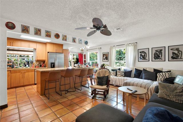 13455 SW 104th Ter, Miami, FL 33186