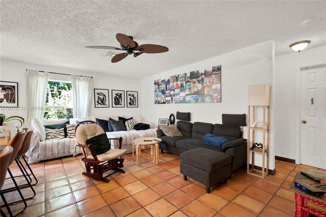 13455 SW 104th Ter, Miami, FL 33186