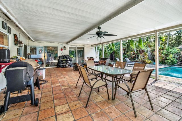 13455 SW 104th Ter, Miami, FL 33186
