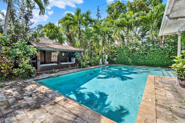 13455 SW 104th Ter, Miami, FL 33186