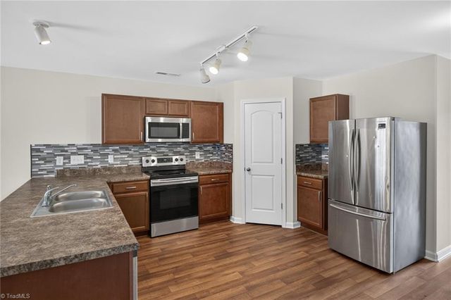 5408 Becks Church Road, Winston-salem, NC 27106