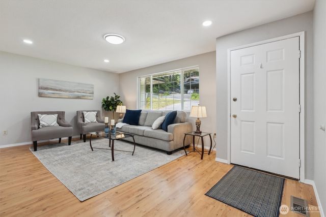 2270 Rapids Drive SW, Port Orchard, WA 98367