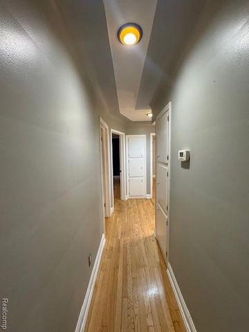 410 Spezia Drive, Oxford, MI 48371