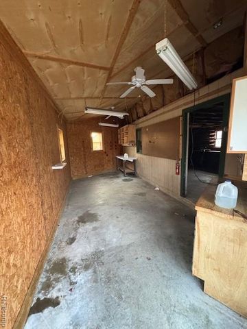 410 Spezia Drive, Oxford, MI 48371