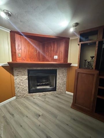 410 Spezia Drive, Oxford, MI 48371