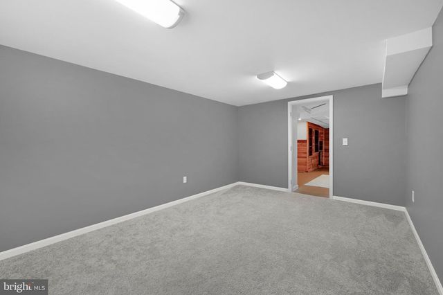 500 MEHAFFIE LN, Harrisburg, PA 17112