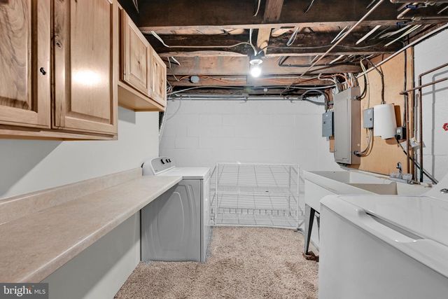 500 MEHAFFIE LN, Harrisburg, PA 17112