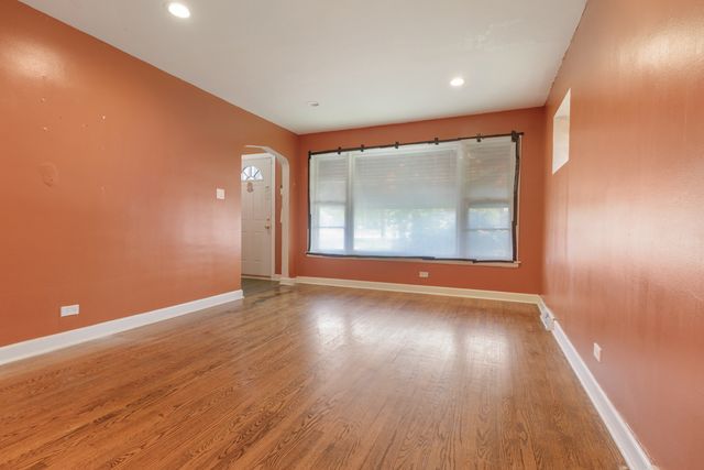 12400 S Lowe Avenue, Chicago, IL 60628