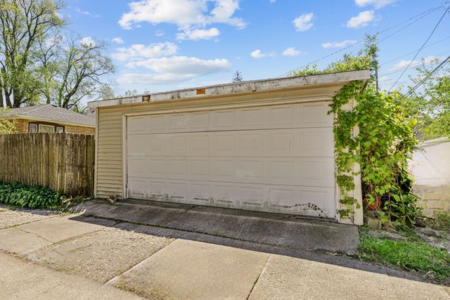 12400 S Lowe Avenue, Chicago, IL 60628