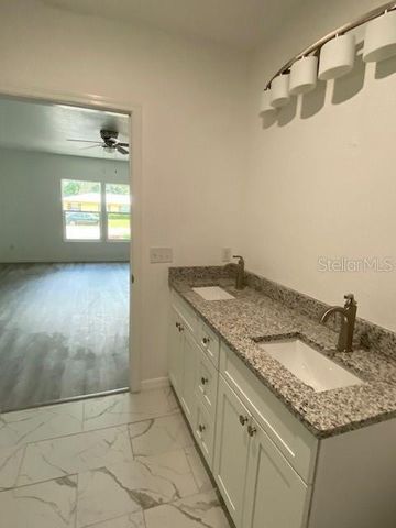 2236 SE 44TH TERRACE, Gainesville, FL 32641