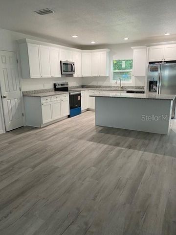 2236 SE 44TH TERRACE, Gainesville, FL 32641
