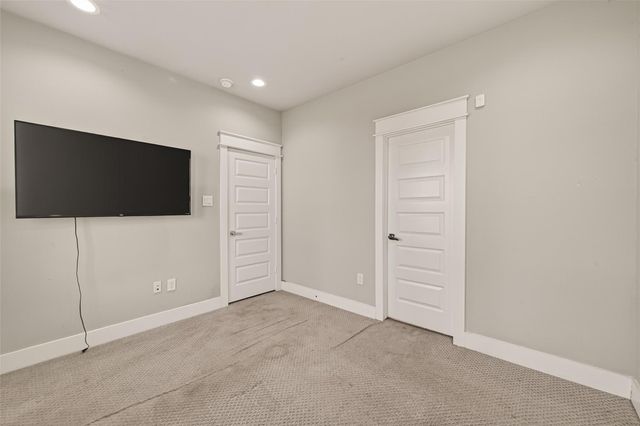 2114 Engelmohr Street B, Houston, TX 77054