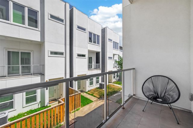 2114 Engelmohr Street B, Houston, TX 77054