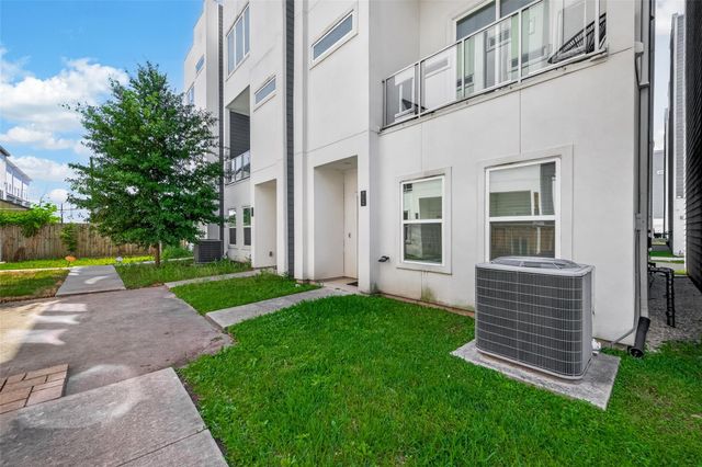 2114 Engelmohr Street B, Houston, TX 77054