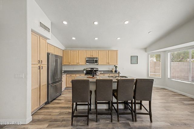 1131 W ORIOLE Way, Chandler, AZ 85286