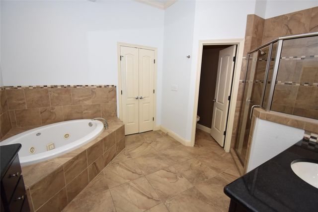 12105 Terraza CIR 67, Austin, TX 78726