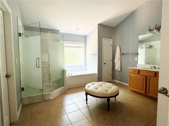 7190 Belcrest Drive 19, Duluth, GA 30097