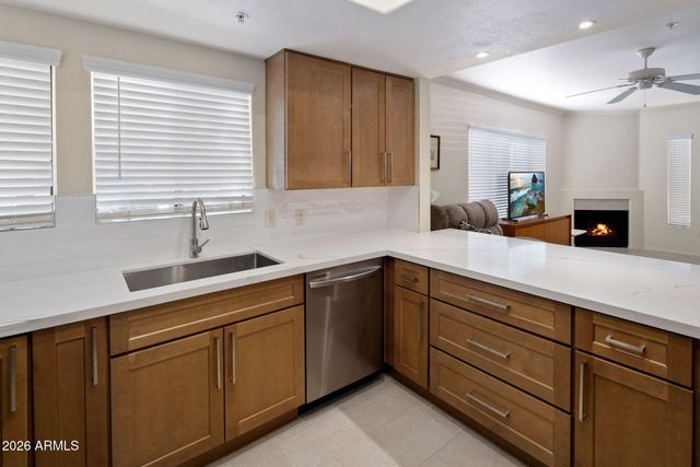750 E NORTHERN Avenue 1077, Phoenix, AZ 85020