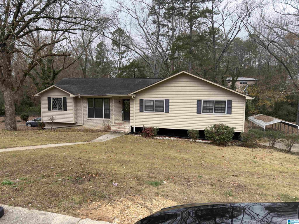 2212 5TH WAY CIRCLE NW, Center Point, AL 35215