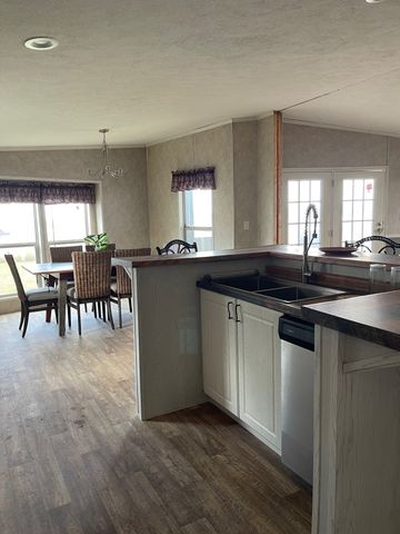 201 FARMHOUSE Road, Springtown, TX 76082