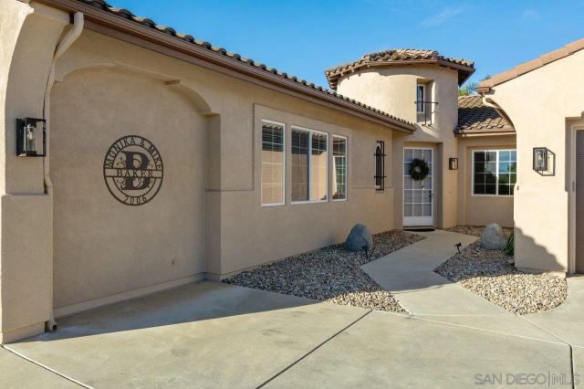 26025 Jack Rabbit Acres, Escondido, CA 92026