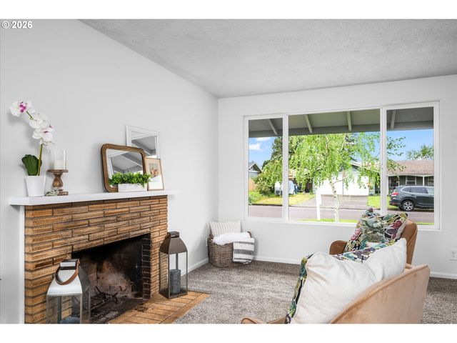 4173 SHANNON St, Eugene, OR 97404