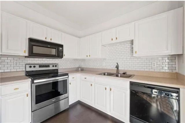 615 Market Place Lane, Woodstock, GA 30188