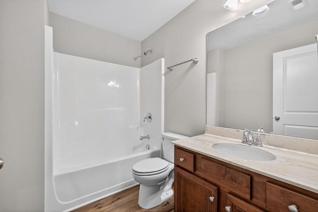 3277 Castleberry Village Dr, Cumming, GA 30040