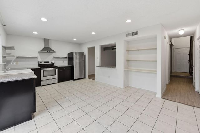 12027 Willow Trail, Houston, TX 77035