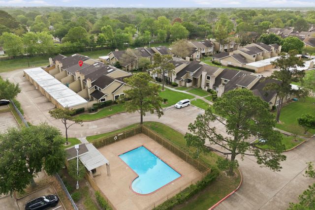 12027 Willow Trail, Houston, TX 77035