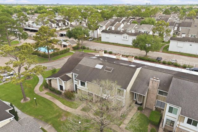 12027 Willow Trail, Houston, TX 77035